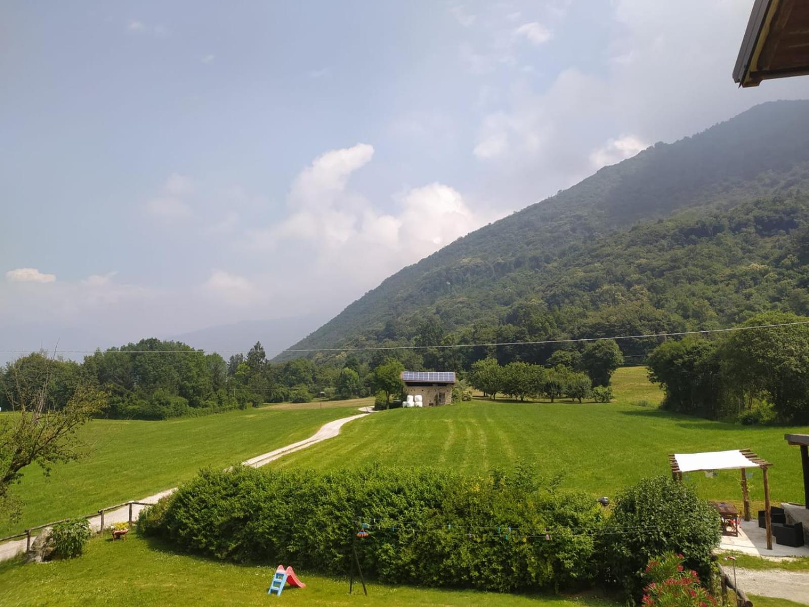 Panoramic Green Valley Sulzano Exteriör bild